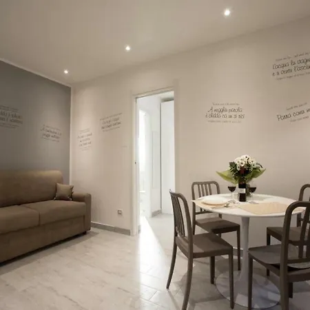 Locami Holiday&house Il Detto Casa Regina